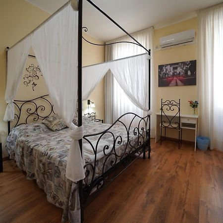 Florinda B&B ナポリ エクステリア 写真